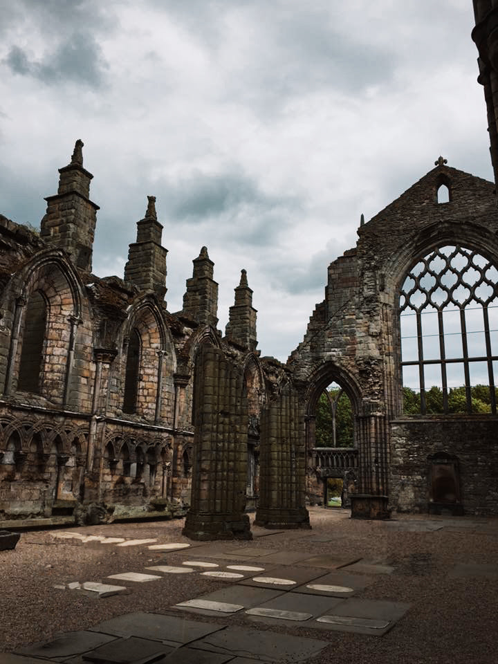 Holyroodhouse Garden - Essential Oil Candle